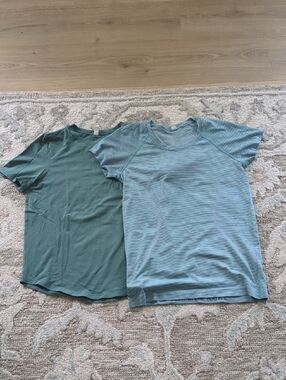 Set of 2 Lululemon Women's Shirts